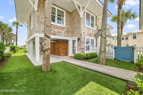 102 Palm Place Neptune Beach FL 32266