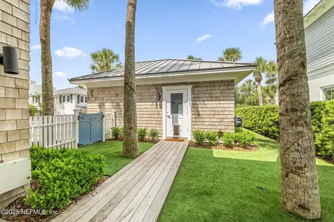 102 Palm Place Neptune Beach FL 32266