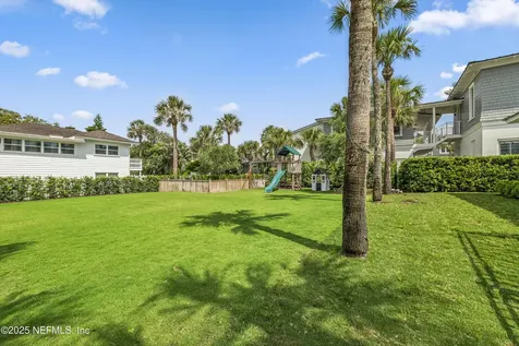 102 Palm Place Neptune Beach FL 32266