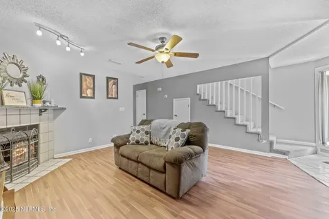 4815 Kingsmeadow Lane Jacksonville FL 32217