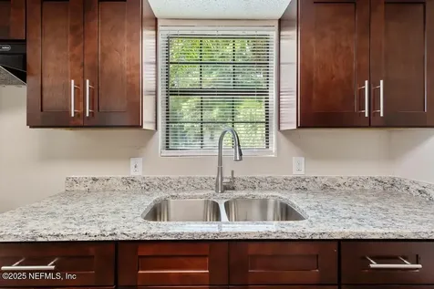 2718 Parkrus Lane Jacksonville FL 32208