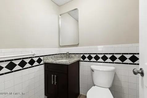 2718 Parkrus Lane Jacksonville FL 32208