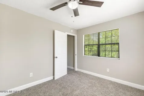 2718 Parkrus Lane Jacksonville FL 32208