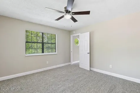 2718 Parkrus Lane Jacksonville FL 32208