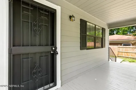 2718 Parkrus Lane Jacksonville FL 32208