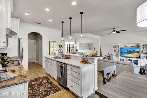 13527 Isla Vista Drive Jacksonville FL 32224