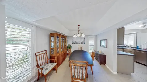 21 Mid Pines Circle Palm Coast FL 32137
