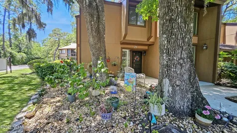 21 Mid Pines Circle Palm Coast FL 32137