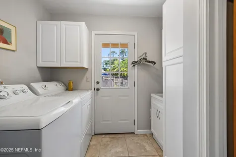 5627 Columbia Place Jacksonville FL 32210