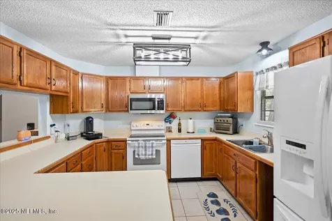 4310 Chokeberry Road Middleburg FL 32068