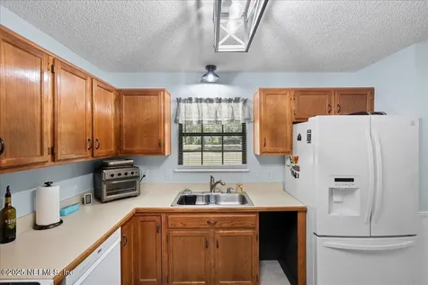 4310 Chokeberry Road Middleburg FL 32068