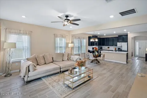 10350 Pavnes Creek Drive Jacksonville FL 32222