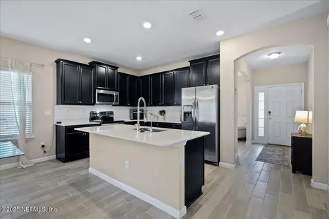 10350 Pavnes Creek Drive Jacksonville FL 32222