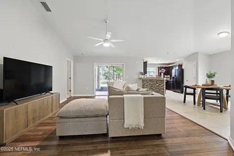 3253 Hidden Meadows Court Green Cove Springs FL 32043