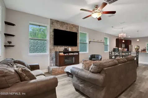616 Osman Road Jacksonville FL 32225