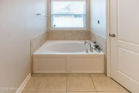 15957 Tisons Bluff Road Jacksonville FL 32218