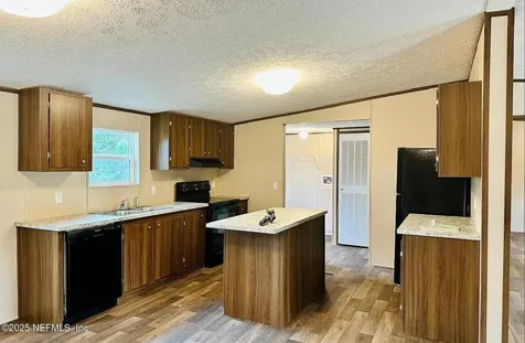 221 Maltas Avenue Interlachen FL 32148