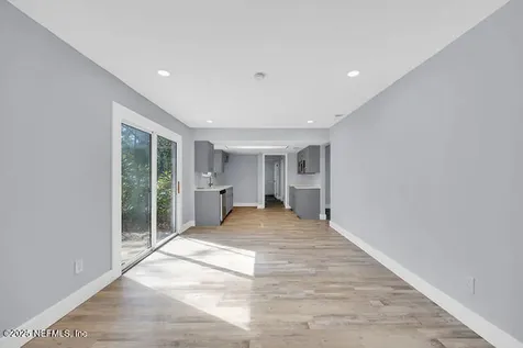 5528 Lofty Pines Circle S Jacksonville FL 32210
