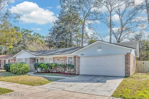 5528 Lofty Pines Circle S Jacksonville FL 32210