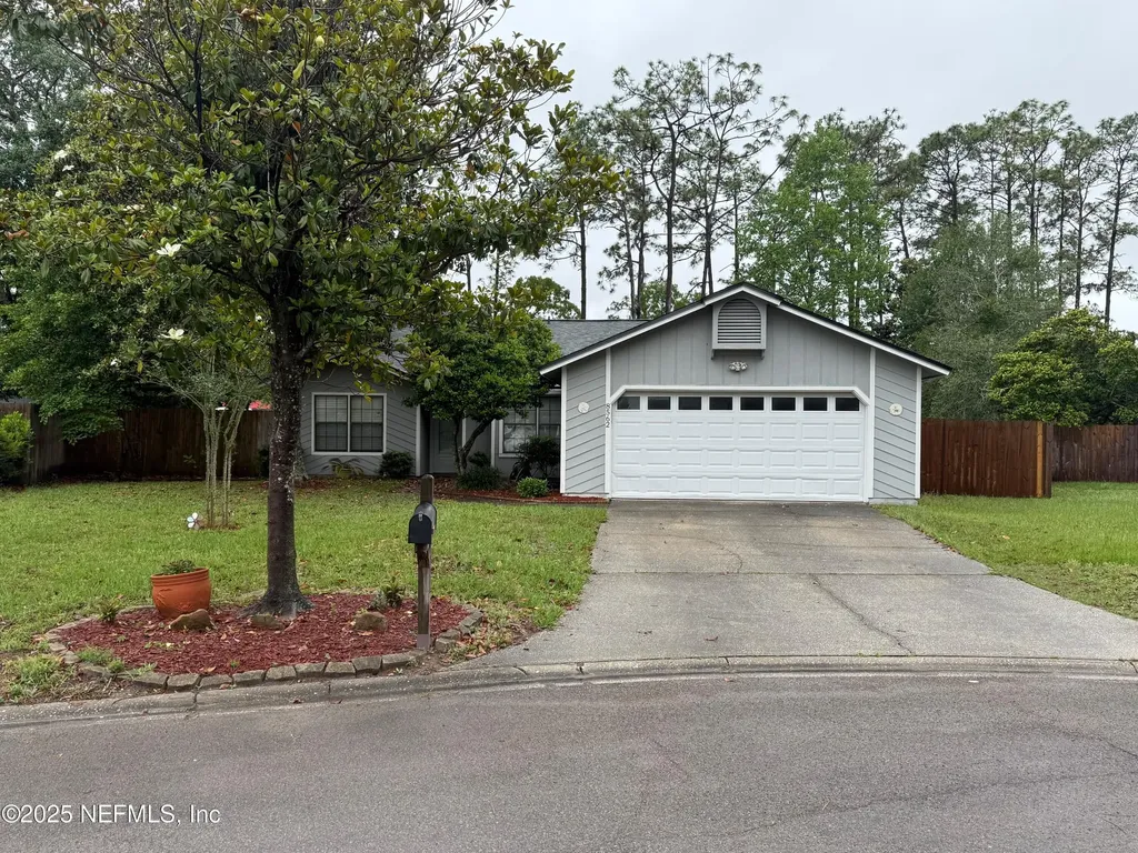 8562 Echoridge Court Jacksonville FL 32244