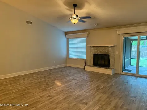 8562 Echoridge Court Jacksonville FL 32244