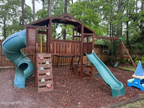8562 Echoridge Court Jacksonville FL 32244