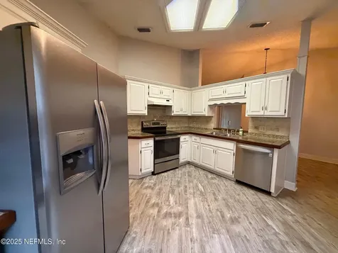 8562 Echoridge Court Jacksonville FL 32244