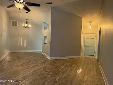8562 Echoridge Court Jacksonville FL 32244