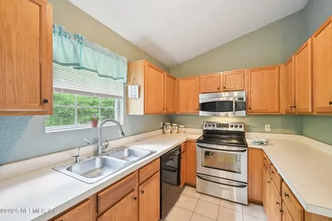 1162 Buccaneer Boulevard Green Cove Springs FL 32043