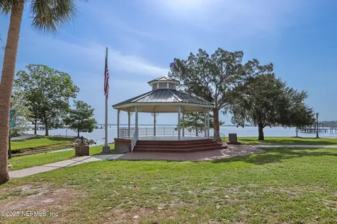 1162 Buccaneer Boulevard Green Cove Springs FL 32043