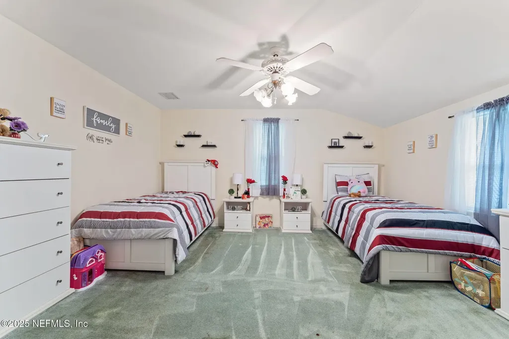 2995 Thunder Road Middleburg FL 32068