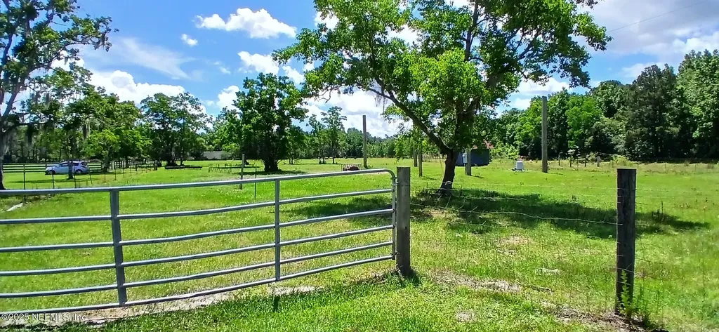 2995 Thunder Road Middleburg FL 32068