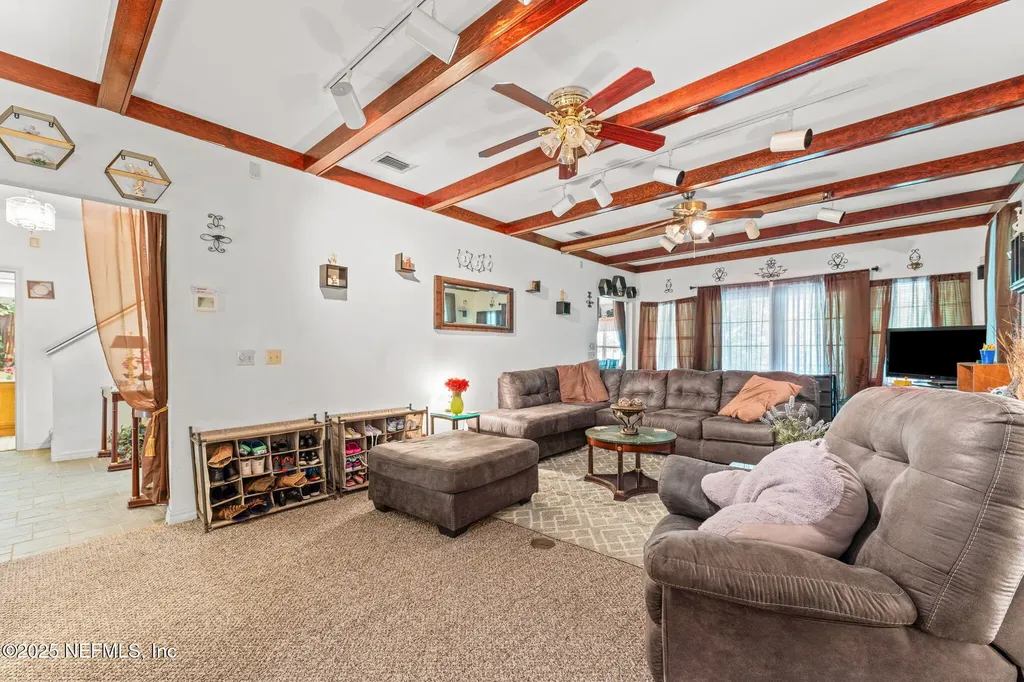 2995 Thunder Road Middleburg FL 32068