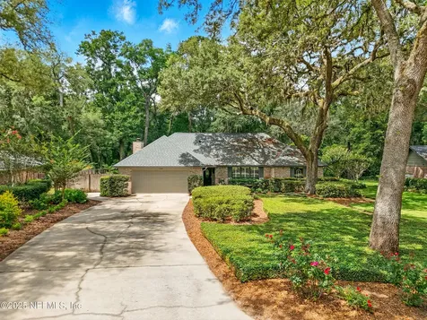 12186 Dividing Oaks Trail W Jacksonville FL 32223