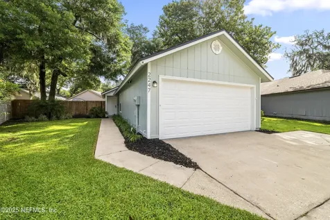 2247 Aspen Ridge Court Jacksonville FL 32233