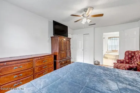 10334 Triple Crown Avenue Jacksonville FL 32257