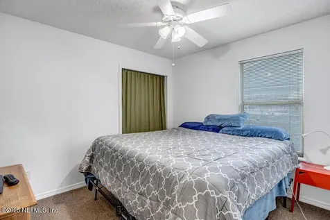 10334 Triple Crown Avenue Jacksonville FL 32257