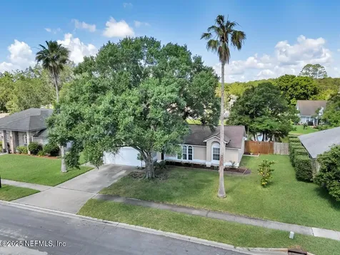 10334 Triple Crown Avenue Jacksonville FL 32257