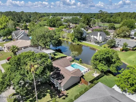 10334 Triple Crown Avenue Jacksonville FL 32257