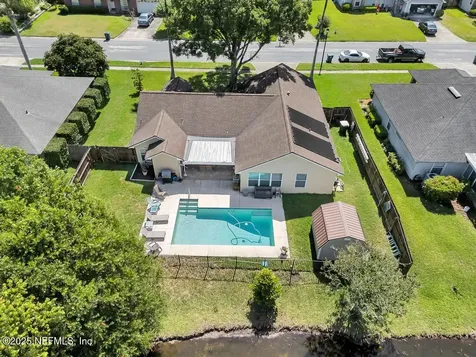 10334 Triple Crown Avenue Jacksonville FL 32257