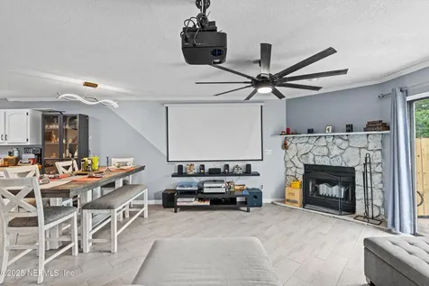 1167 Romaine Circle E Jacksonville FL 32225