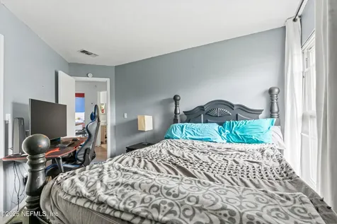 1167 Romaine Circle E Jacksonville FL 32225