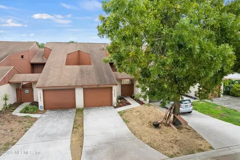 1167 Romaine Circle E Jacksonville FL 32225
