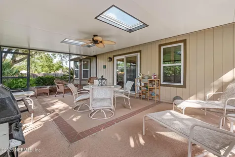 1750 Tiffany Pines Drive Jacksonville FL 32225