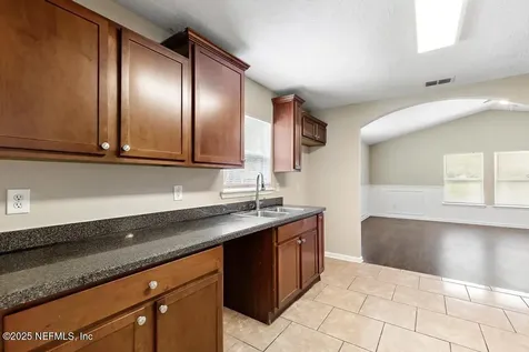9112 5th Avenue Jacksonville FL 32208