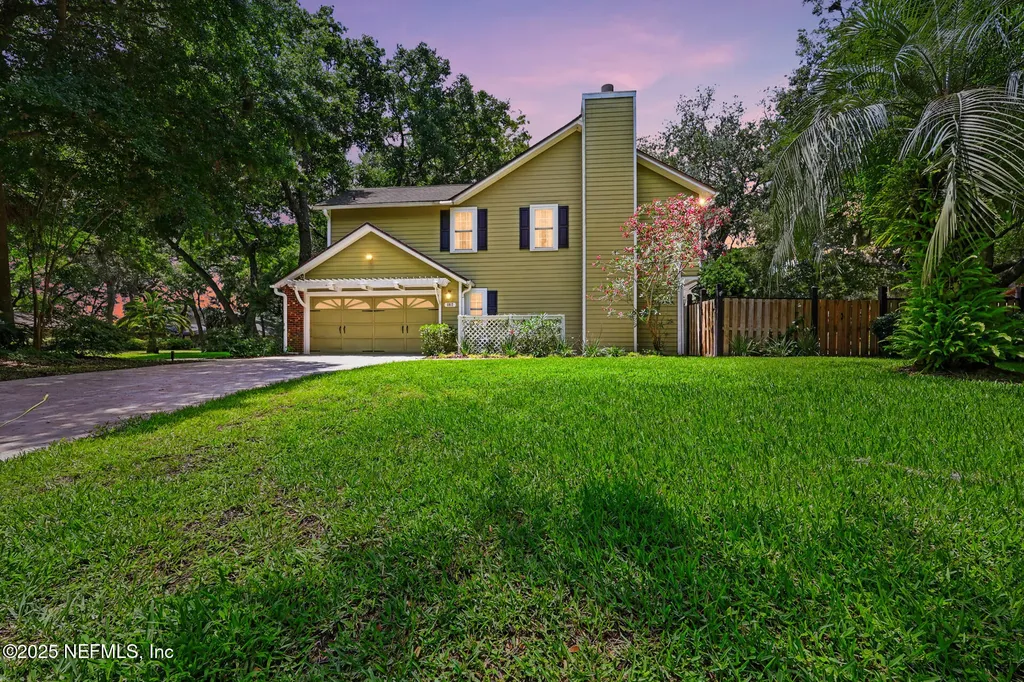 1917 Lakeside Drive S Fernandina Beach FL 32034