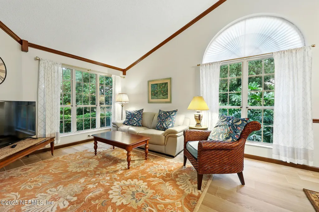 1917 Lakeside Drive S Fernandina Beach FL 32034