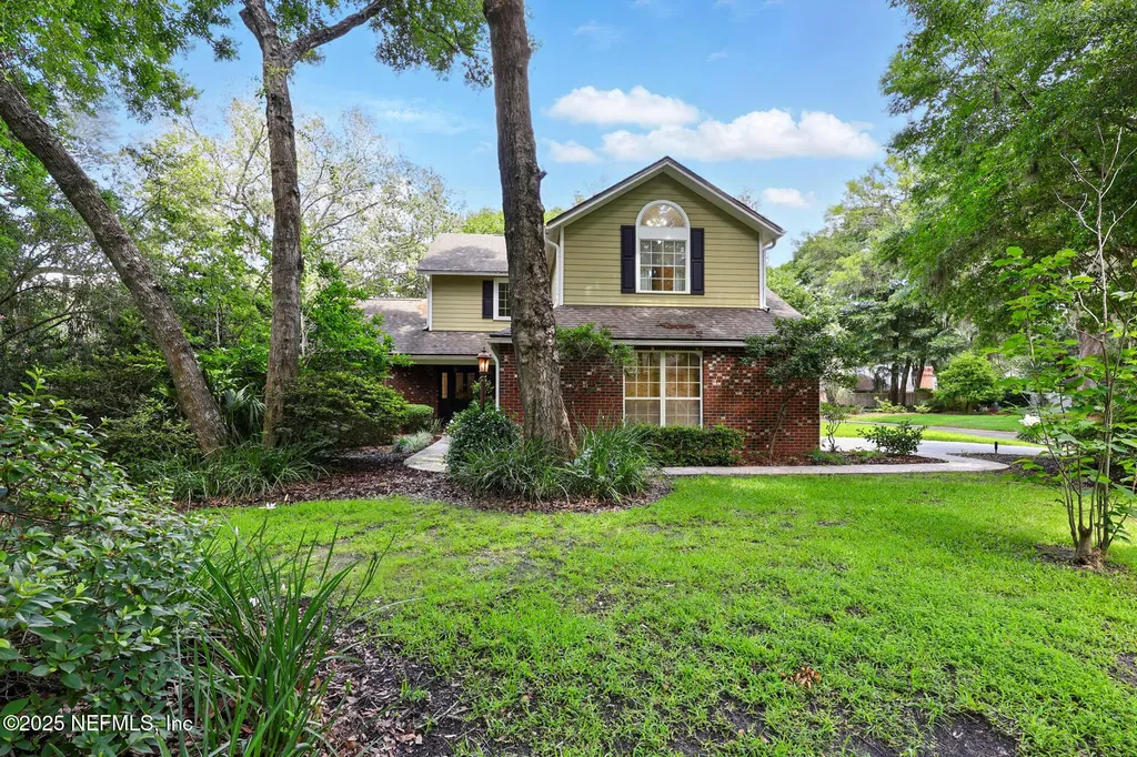 1917 Lakeside Drive S Fernandina Beach FL 32034