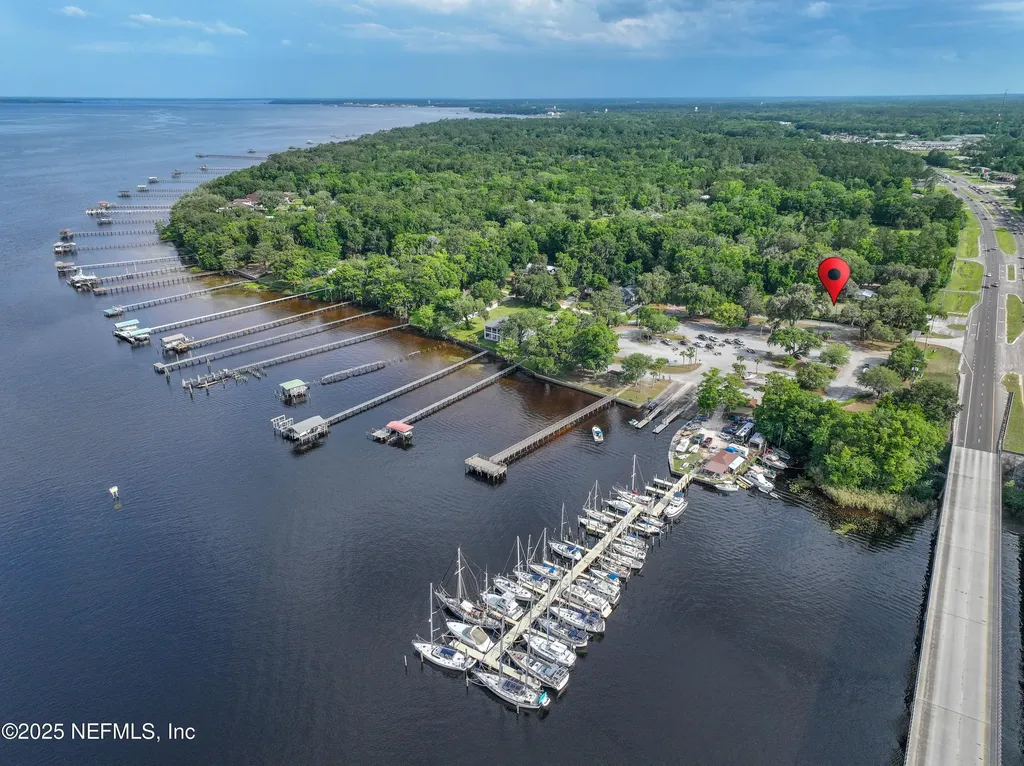 2989 Us Highway 17 Green Cove Springs FL 32043