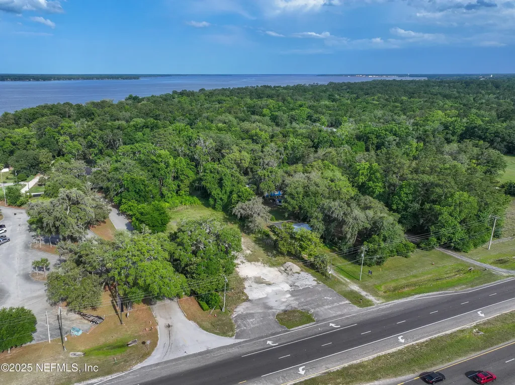 2989 Us Highway 17 Green Cove Springs FL 32043